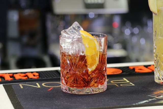 ネグローニ Negroni バーテンダーが教えるカクテルレシピ Mixthecocktail